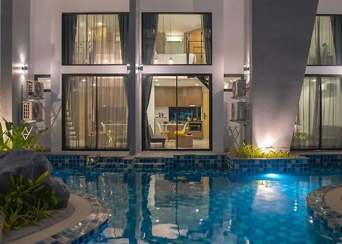 Duplex Condo Pool Access